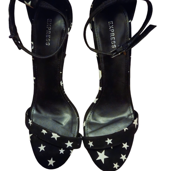 Express Star Heels - Picture 3 of 3